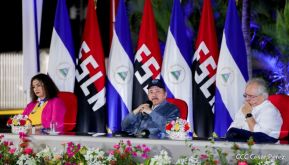 Homenaje al héroe nacional Roberto Clemente