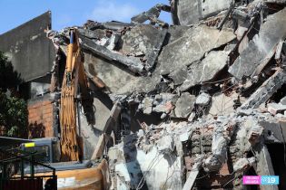 Demuelen escombros de la vieja Managua