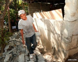 Familias asustadas por nuevo sismo