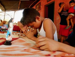 Familias asustadas por nuevo sismo