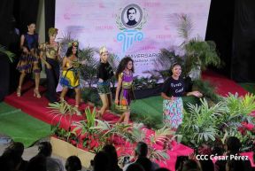 Nicaragua Diseña celebra pasarela "Verso, Perla, Pluma y Flor" en honor a Rubén Darío