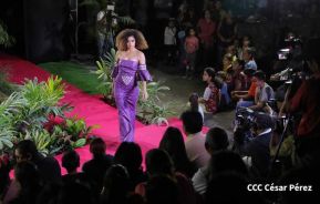 Nicaragua Diseña celebra pasarela "Verso, Perla, Pluma y Flor" en honor a Rubén Darío