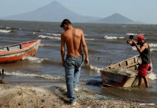 Familias asustadas por nuevo sismo