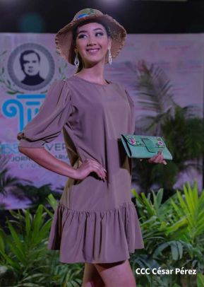 Nicaragua Diseña celebra pasarela "Verso, Perla, Pluma y Flor" en honor a Rubén Darío