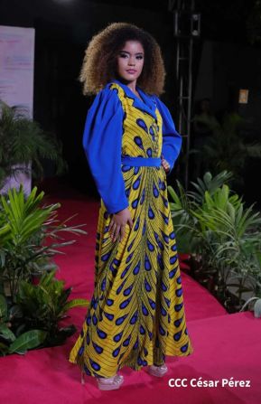 Nicaragua Diseña celebra pasarela "Verso, Perla, Pluma y Flor" en honor a Rubén Darío