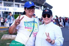 ¡Nicaragua ilumina, como un sol que no declina!