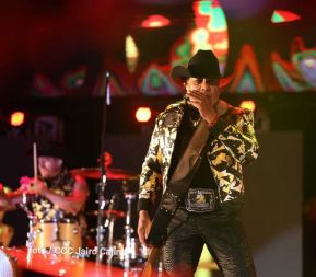 Nicaragua disfrutó los mejores éxitos de Bronco