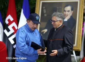 Presidente Daniel Ortega recibe Cartas Credenciales de nuevos embajadores