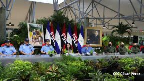 Presidente Daniel y Compañera Rosario en comunicación con las familias nicaragüenses