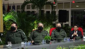 Presidente Daniel y Compañera Rosario en comunicación con las familias nicaragüenses