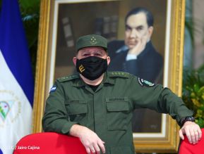 Presidente Daniel y Compañera Rosario en comunicación con las familias nicaragüenses