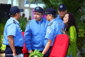 Presidente Daniel y Compañera Rosario en comunicación con las familias nicaragüenses