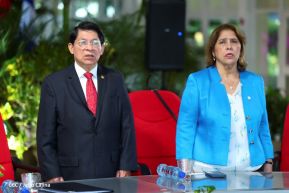 Presidente Daniel y Compañera Rosario en comunicación con las familias nicaragüenses