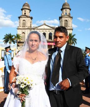Tu Nueva Radio Ya: 263 parejas se dieron el "Sí, quiero" en bodas masivas