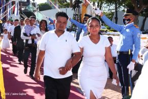 Tu Nueva Radio Ya: 263 parejas se dieron el "Sí, quiero" en bodas masivas