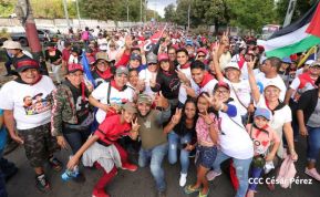  Caminatas en toda Nicaragua honrando al General Sandino
