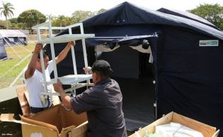 Instalan Hospitales de Campaña para atender Alerta Roja
