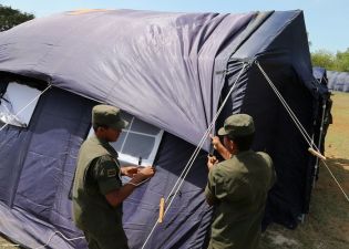 Instalan Hospitales de Campaña para atender Alerta Roja