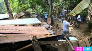 Continúa entrega de viviendas solidarias a familias de la capital afectadas por sismos