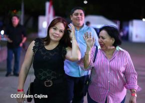 Una noche con la energía de Pandora y Flans