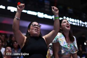 Una noche con la energía de Pandora y Flans