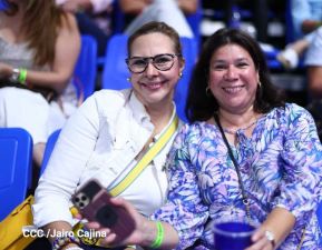 Una noche con la energía de Pandora y Flans