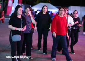 Una noche con la energía de Pandora y Flans