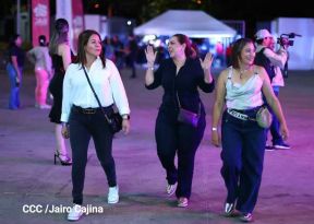 Una noche con la energía de Pandora y Flans