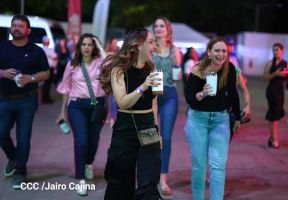 Una noche con la energía de Pandora y Flans