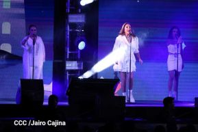 Una noche con la energía de Pandora y Flans