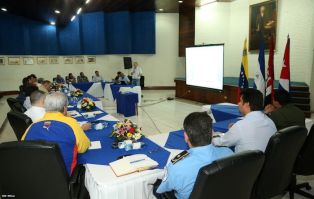 Diosdado Cabello se reúne con autoridades ALMA