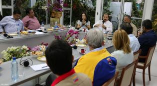 Daniel y Rosario se reúnen con delegación venezolana de alto nivel encabezada por Diosdado Cabello