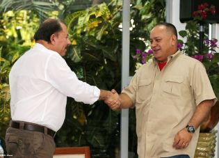 Daniel y Rosario se reúnen con delegación venezolana de alto nivel encabezada por Diosdado Cabello