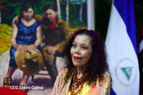 ¡Puño en Alto! ¡Libro Abierto!: 43 aniversario de la Gran Cruzada Nacional de Alfabetización