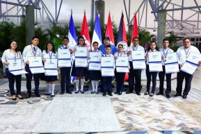 ¡Puño en Alto! ¡Libro Abierto!: 43 aniversario de la Gran Cruzada Nacional de Alfabetización