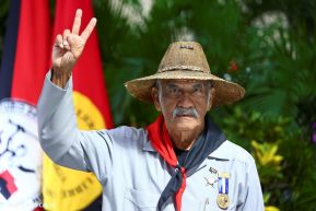 ¡Puño en Alto! ¡Libro Abierto!: 43 aniversario de la Gran Cruzada Nacional de Alfabetización