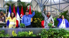 ¡Puño en Alto! ¡Libro Abierto!: 43 aniversario de la Gran Cruzada Nacional de Alfabetización