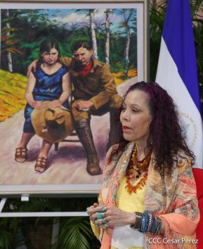 ¡Puño en Alto! ¡Libro Abierto!: 43 aniversario de la Gran Cruzada Nacional de Alfabetización