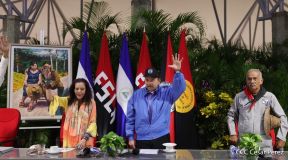 ¡Puño en Alto! ¡Libro Abierto!: 43 aniversario de la Gran Cruzada Nacional de Alfabetización