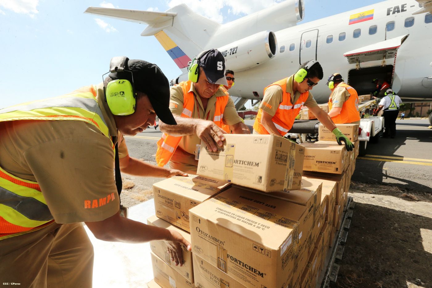 Llega ayuda ecuatoriana para afectados por terremoto