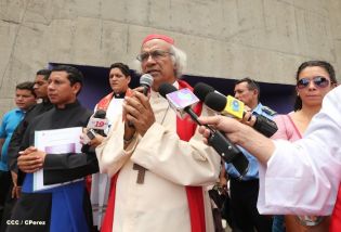 Cardenal Brenes participa en Viacrucis Penitencial