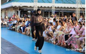 Arte, moda, sol, playa y arena en Pasarela Resort San Juan del Sur 2023