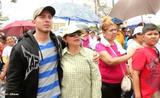Cardenal Brenes participa en Viacrucis Penitencial