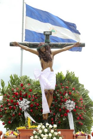 Cardenal Brenes participa en Viacrucis Penitencial