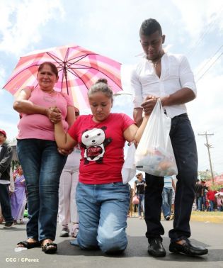 Cardenal Brenes participa en Viacrucis Penitencial