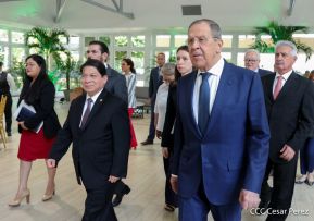 Presidente Daniel Ortega y Vicepresidenta Rosario Murillo en encuentro con Canciller de Rusia, Serguéi Lavrov