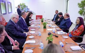 Presidente Daniel Ortega y Vicepresidenta Rosario Murillo en encuentro con Canciller de Rusia, Serguéi Lavrov