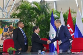 Presidente Daniel Ortega y Vicepresidenta Rosario Murillo en encuentro con Canciller de Rusia, Serguéi Lavrov