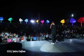 Noche de avivamiento y adoración en la vigilia de Ríos de Agua Viva