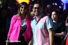 Noche de avivamiento y adoración en la vigilia de Ríos de Agua Viva